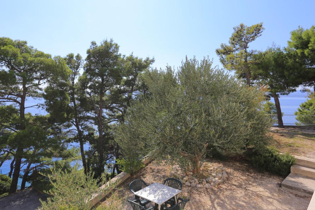 Apartments By The Sea Brela, Makarska - 6688 Экстерьер фото